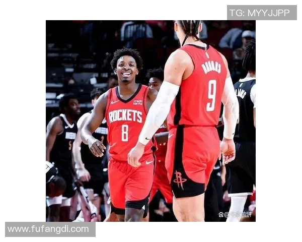 火箭队大胜篮网登顶西部：冠军之路的关键时刻